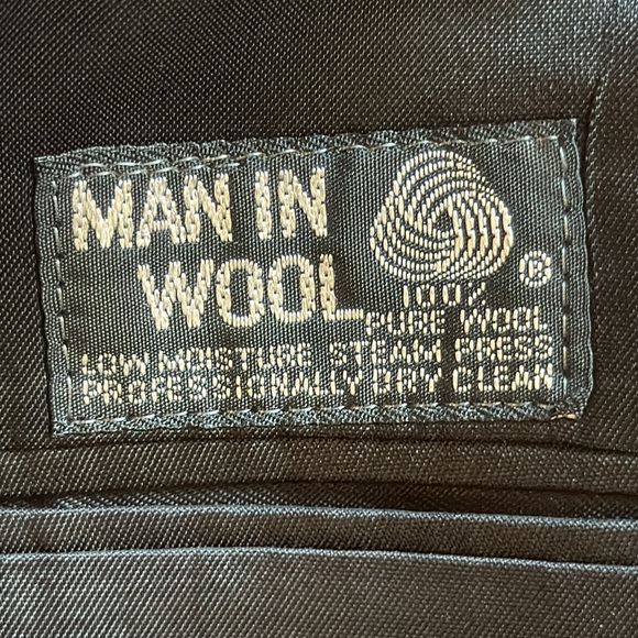 Pierre Cardin Double-Breasted Black Wool Blazer Coat Peak Gold Buttons USA 44S - Picture 11 of 16